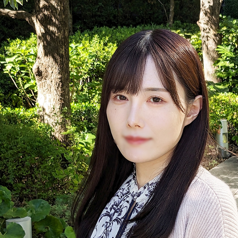FC2-PPV-3981354 A fair-skinned, unfortunate young lady goes wild with bento boxes at the train station! **She intensely