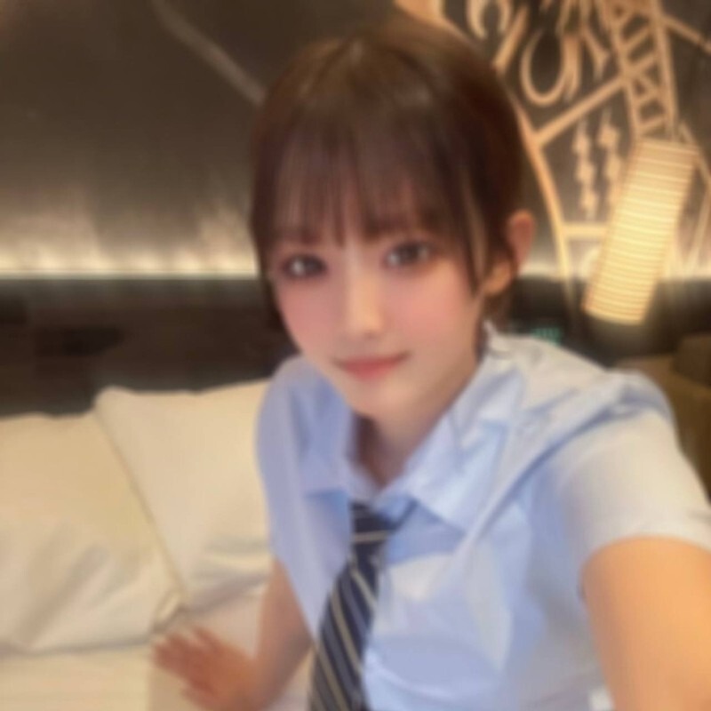 FC2-PPV-4772571 A shocking 18-year-old! Seri-chan is a beautiful girl who has been working as a model in her hometown an