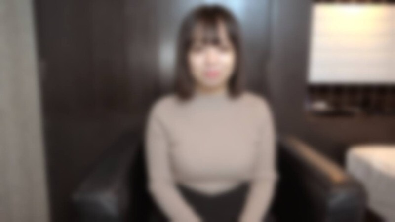 FC2-PPV-4822890 (Face Revealed in the Main Story) Big-breasted, fox-faced girl turns into a lewd figure. Her beautiful,