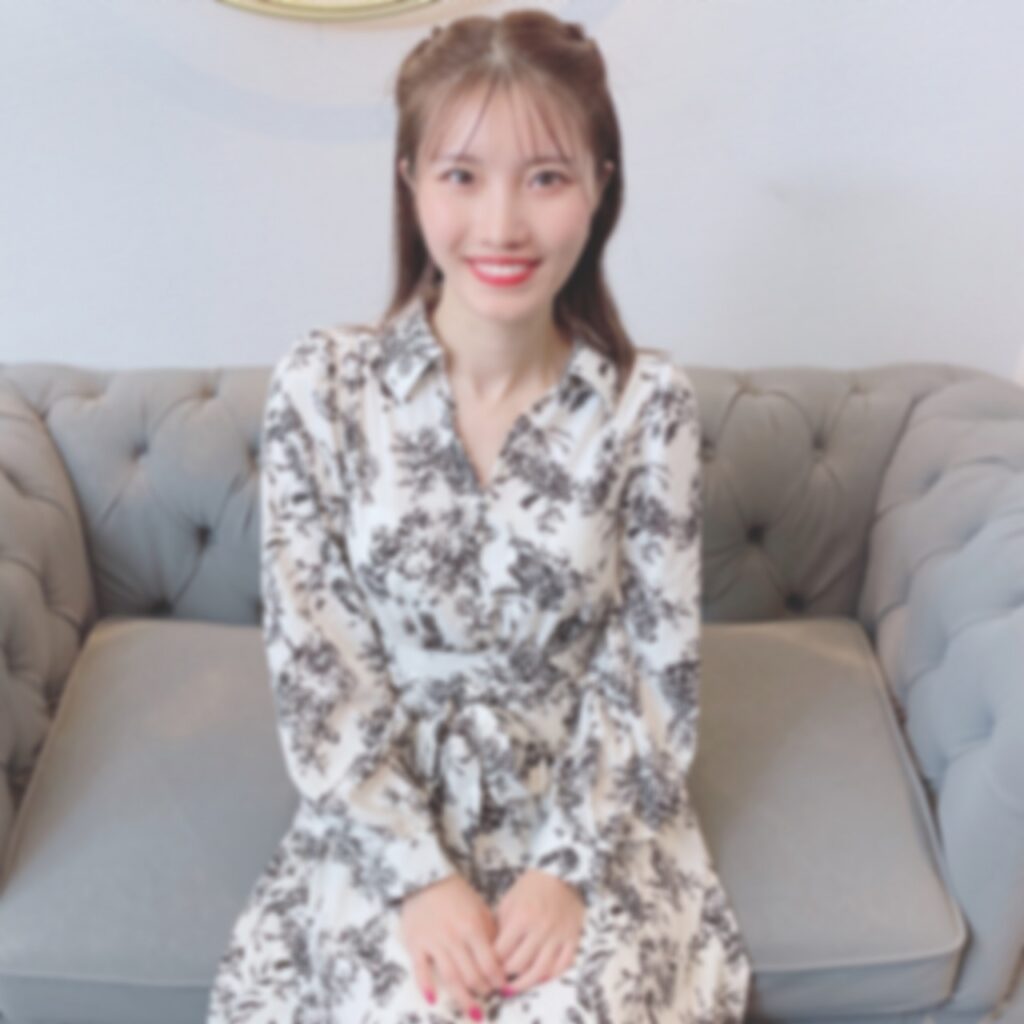 FC2-PPV-4707298 [Total of 3 ejaculations] Reaching the limits of her own sexual desire, the sheltered daughter of a cert