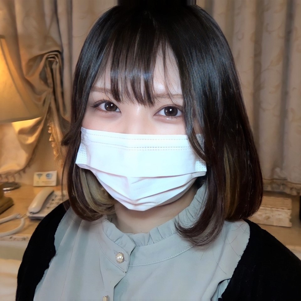 FC2-PPV-2828637 [Amateur Porn 390] A super cute idol face with a plump, petite body of 148cm height returns♥️ Plump ass♥