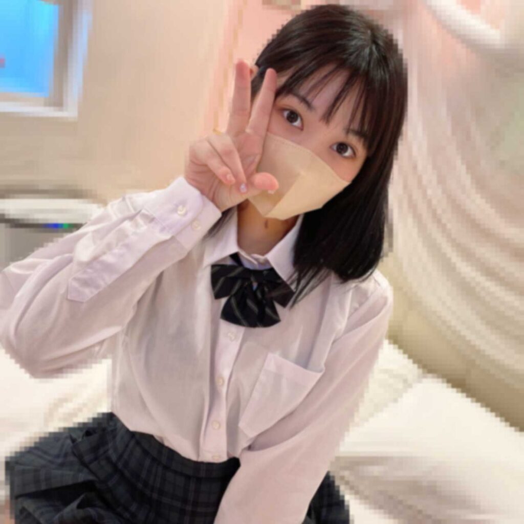 FC2-PPV-3942165 【#109】I filmed a real, innocent sex scene. Her pure personality and fair skin are so attractive! When I