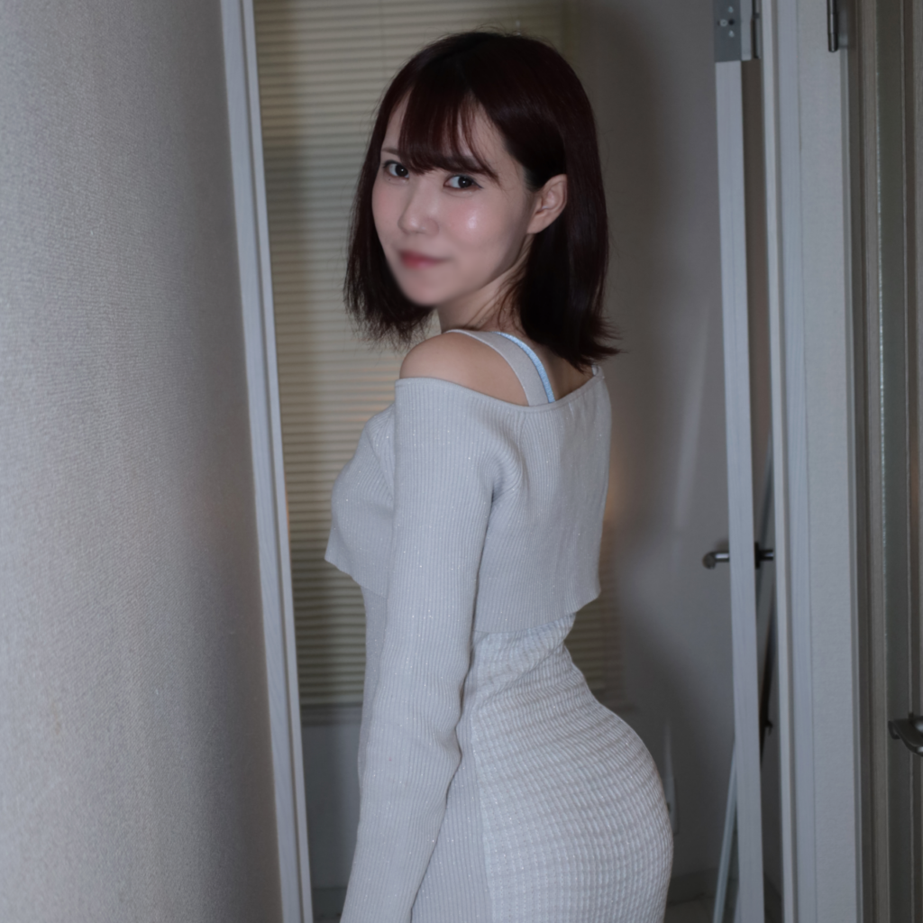 FC2-PPV-4671112 990pt until 5/12 ♡ [First shoot] A slender college student in Tokyo. She showed us her naughty side to p