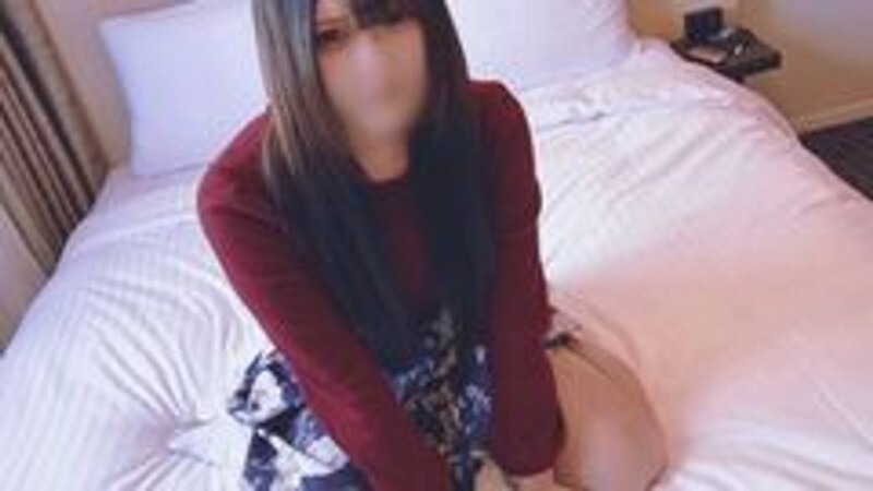 FC2-PPV-4668424 [Face Revealed] Cafe girl Kana-chan, struggling financially, receives emergency assistance. She gets raw